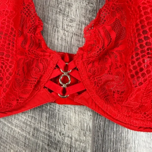 38D Auden Red Lace Bra - Picture 2 of 13